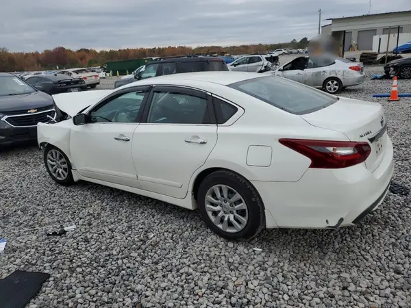 1N4AL3AP3JC256907 2018 NISSAN ALTIMA - Image 2