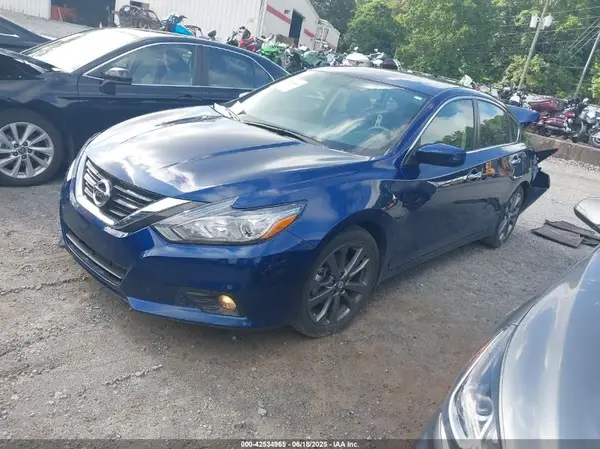 1N4AL3AP3JC256969 2018 NISSAN ALTIMA - Image 2