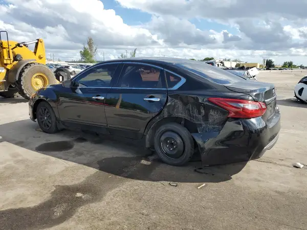 1N4AL3AP3JC257166 2018 NISSAN ALTIMA - Image 2