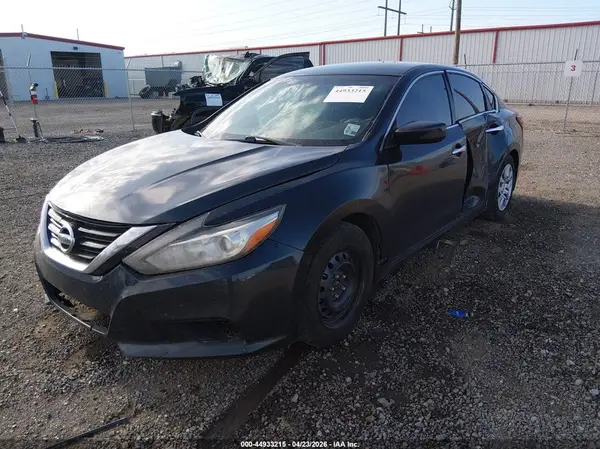 1N4AL3AP3JC257314 2018 NISSAN ALTIMA - Image 2