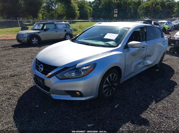 1N4AL3AP3JC258253 2018 NISSAN ALTIMA - Image 2