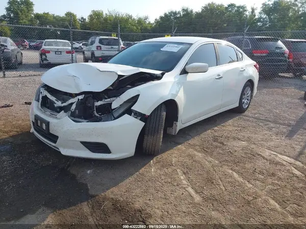 1N4AL3AP3JC260939 2018 NISSAN ALTIMA - Image 2