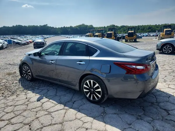 1N4AL3AP3JC261041 2018 NISSAN ALTIMA - Image 2