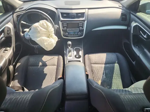 1N4AL3AP3JC261041 2018 NISSAN ALTIMA - Image 8