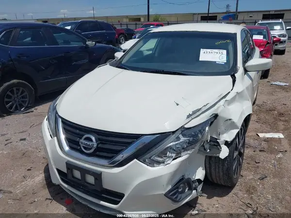 1N4AL3AP3JC262321 2018 NISSAN ALTIMA - Image 2