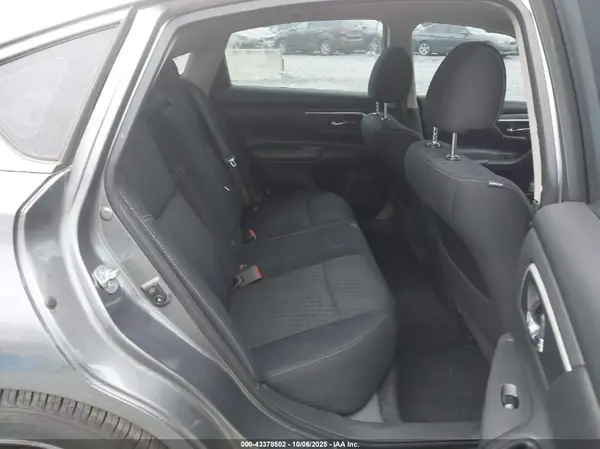 1N4AL3AP3JC263985 2018 NISSAN ALTIMA - Image 8