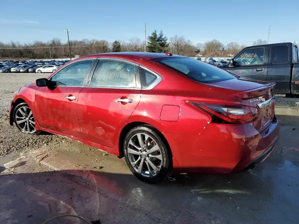 1N4AL3AP3JC264067 2018 NISSAN ALTIMA - Image 2