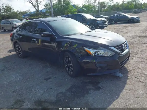 1N4AL3AP3JC264280 2018 NISSAN ALTIMA - Image 1