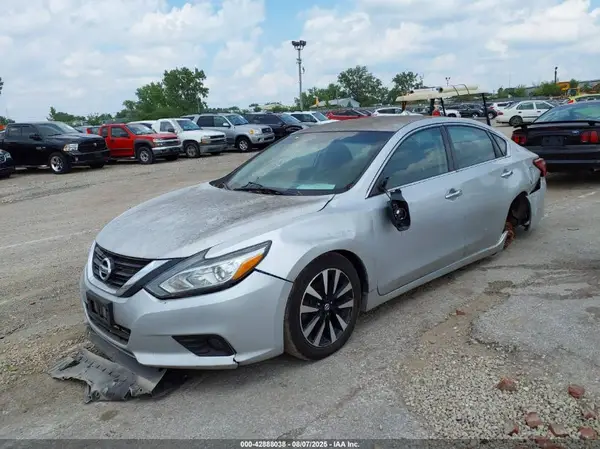 1N4AL3AP3JC264408 2018 NISSAN ALTIMA - Image 2
