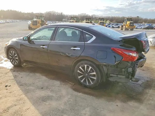 1N4AL3AP3JC265252 2018 NISSAN ALTIMA - Image 2