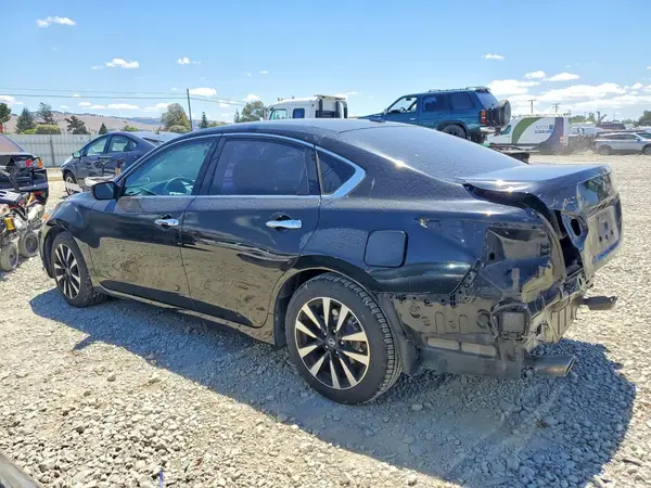 1N4AL3AP3JC265574 2018 NISSAN ALTIMA - Image 2