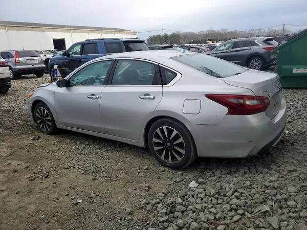 1N4AL3AP3JC266448 2018 NISSAN ALTIMA - Image 2