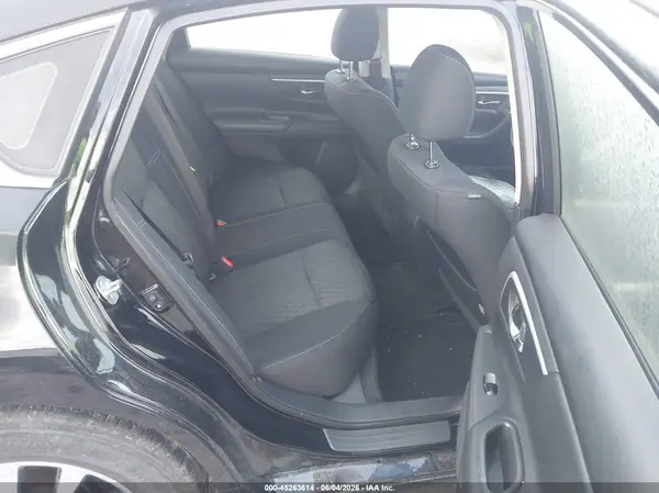 1N4AL3AP3JC267549 2018 NISSAN ALTIMA - Image 8