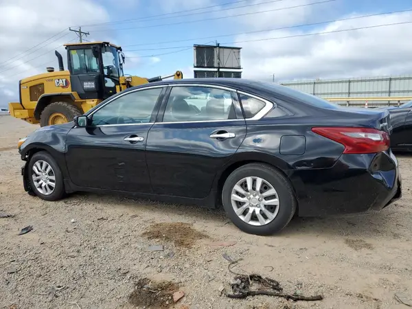 1N4AL3AP3JC267714 2018 NISSAN ALTIMA - Image 2