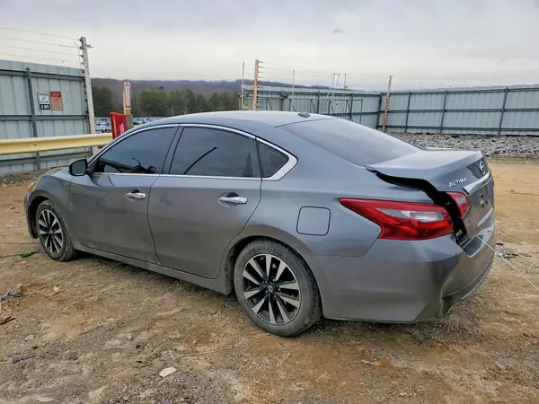 1N4AL3AP3JC270841 2018 NISSAN ALTIMA - Image 2