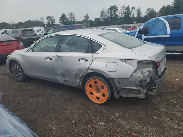 1N4AL3AP3JC271584 2018 NISSAN ALTIMA - Image 2
