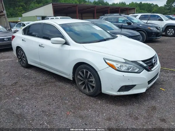 1N4AL3AP3JC274887 2018 NISSAN ALTIMA - Image 1