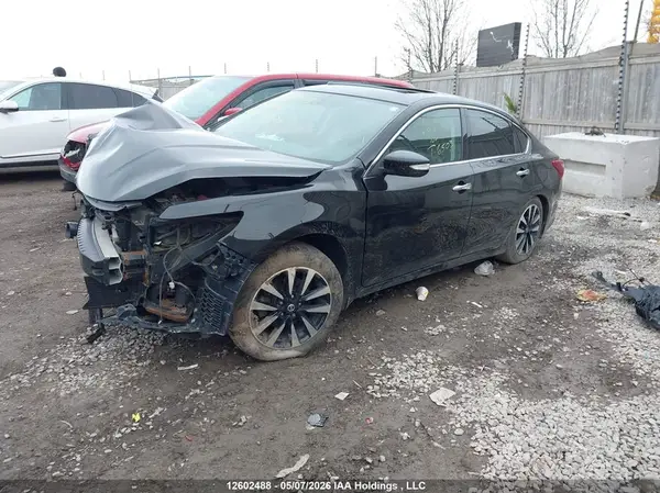 1N4AL3AP3JC277157 2018 NISSAN ALTIMA - Image 2