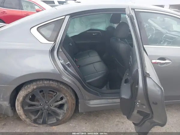 1N4AL3AP3JC277515 2018 NISSAN ALTIMA - Image 8