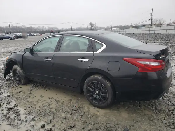 1N4AL3AP3JC277563 2018 NISSAN ALTIMA - Image 2