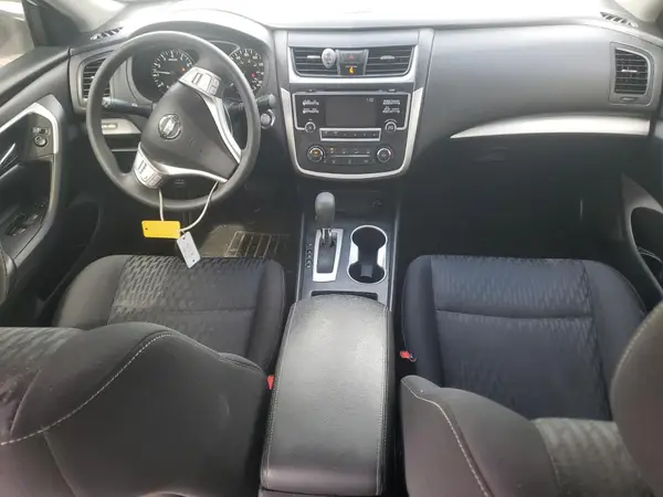 1N4AL3AP3JC279748 2018 NISSAN ALTIMA - Image 8