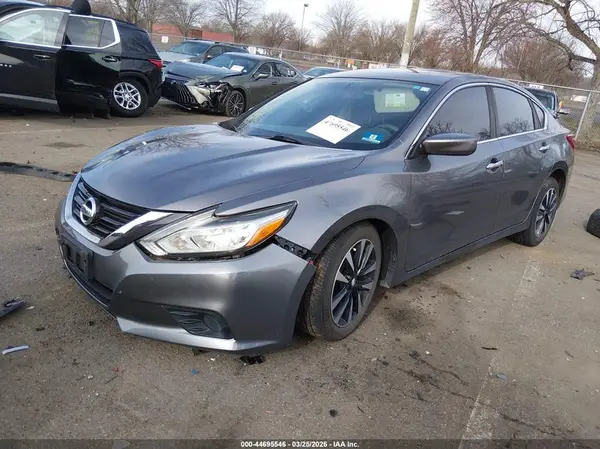 1N4AL3AP3JC280995 2018 NISSAN ALTIMA - Image 2