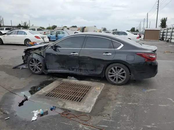 1N4AL3AP3JC281953 2018 NISSAN ALTIMA - Image 2