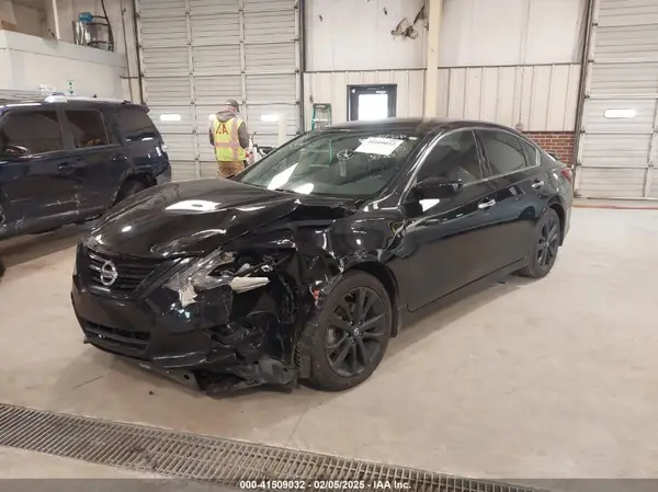 1N4AL3AP3JC283024 2018 NISSAN ALTIMA - Image 2