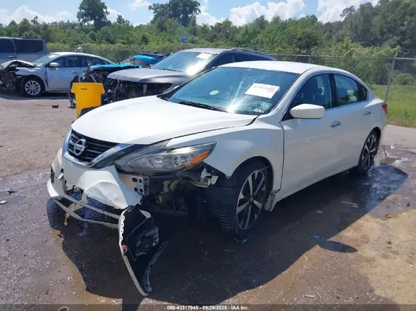 1N4AL3AP3JC283170 2018 NISSAN ALTIMA - Image 2