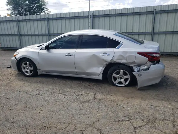 1N4AL3AP3JC283220 2018 NISSAN ALTIMA - Image 2