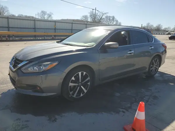 1N4AL3AP3JC284870 2018 NISSAN ALTIMA - Image 1