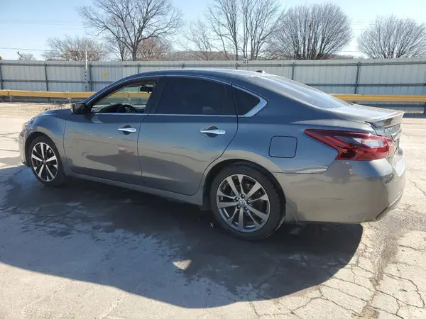 1N4AL3AP3JC284870 2018 NISSAN ALTIMA - Image 2
