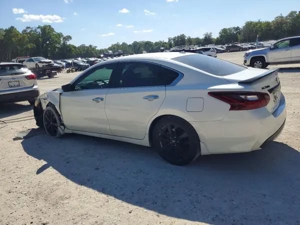 1N4AL3AP3JC286991 2018 NISSAN ALTIMA - Image 2