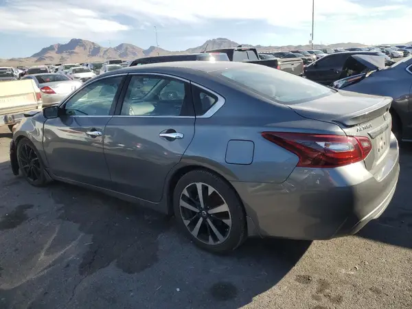1N4AL3AP3JC290149 2018 NISSAN ALTIMA - Image 2