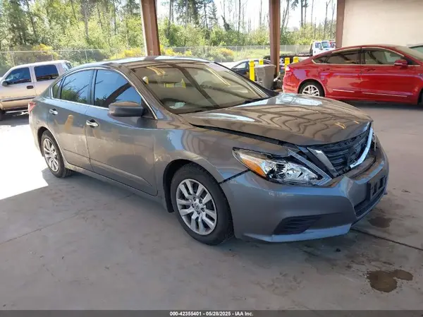 1N4AL3AP3JC293262 2018 NISSAN ALTIMA - Image 1