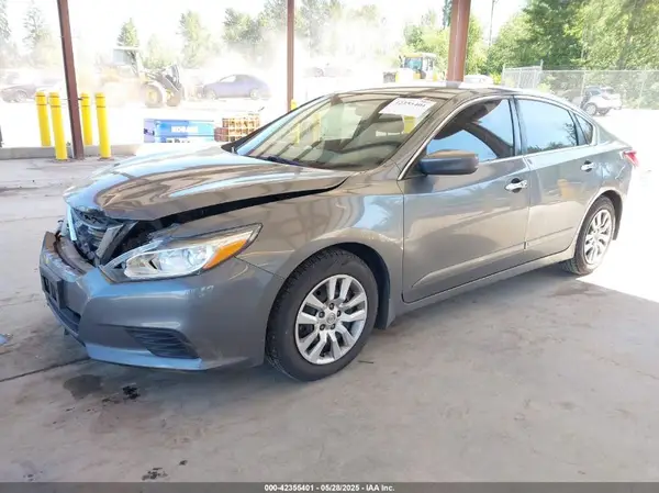 1N4AL3AP3JC293262 2018 NISSAN ALTIMA - Image 2