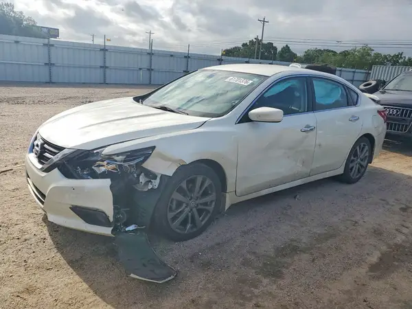 1N4AL3AP3JC294332 2018 NISSAN ALTIMA - Image 1
