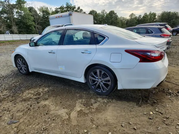 1N4AL3AP3JC294461 2018 NISSAN ALTIMA - Image 2