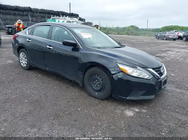 1N4AL3AP3JC295190 2018 NISSAN ALTIMA - Image 1