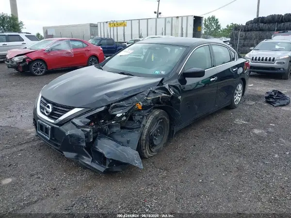 1N4AL3AP3JC295190 2018 NISSAN ALTIMA - Image 2