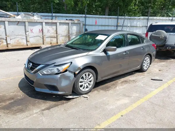 1N4AL3AP3JC295500 2018 NISSAN ALTIMA - Image 2