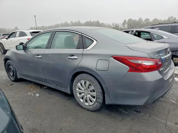 1N4AL3AP3JC470019 2018 NISSAN ALTIMA - Image 2