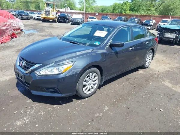 1N4AL3AP3JC471896 2018 NISSAN ALTIMA - Image 2