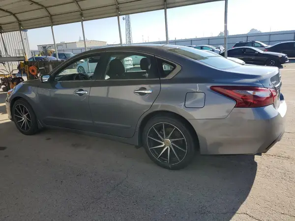 1N4AL3AP3JC471994 2018 NISSAN ALTIMA - Image 2