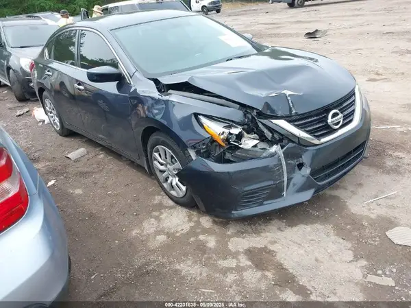 1N4AL3AP3JC472109 2018 NISSAN ALTIMA - Image 1
