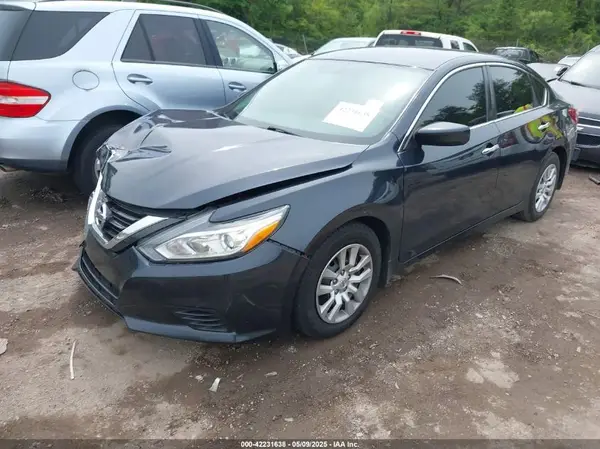 1N4AL3AP3JC472109 2018 NISSAN ALTIMA - Image 2