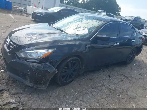 1N4AL3AP3JC475561 2018 NISSAN ALTIMA - Image 2