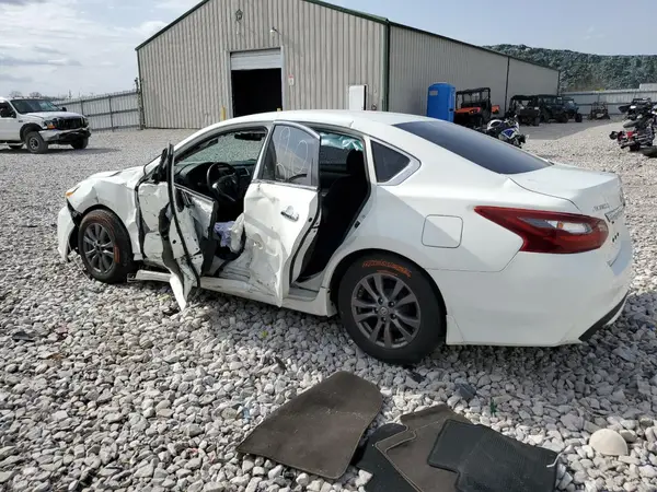 1N4AL3AP3JC477309 2018 NISSAN ALTIMA - Image 2
