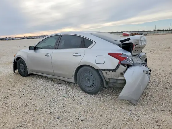 1N4AL3AP3JC478735 2018 NISSAN ALTIMA - Image 2