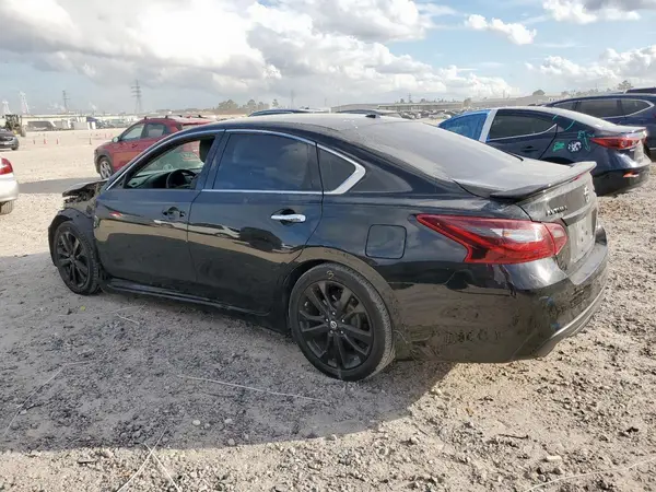 1N4AL3AP3JC479772 2018 NISSAN ALTIMA - Image 2